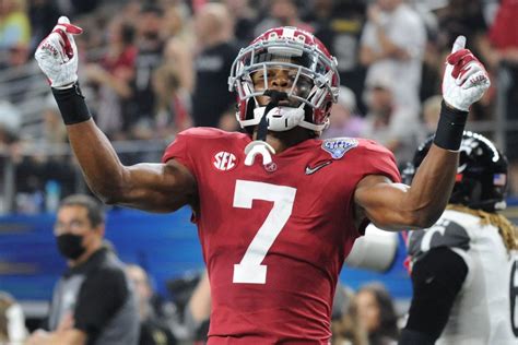 Alabama vs. Cincinnati Betting Pick. For Cincinnati to make the National Championship game, stopping the rush from Alabama is the top priority. The Crimson Tide have allowed Robinson to rush for over 30 attempts in numerous games against defensive fronts that were weak against the ground game.
